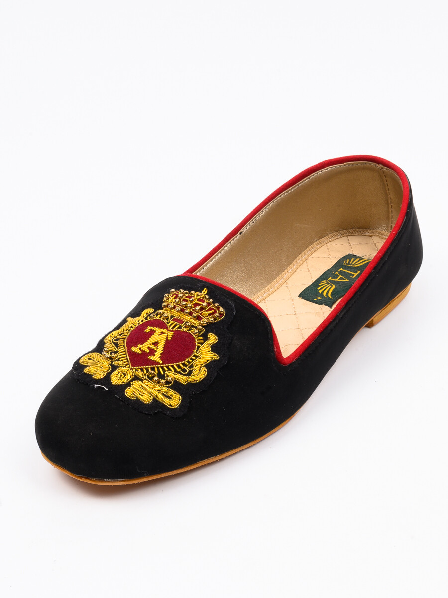 Women Fancy Black Velvet Covetable & Stylish Loafers