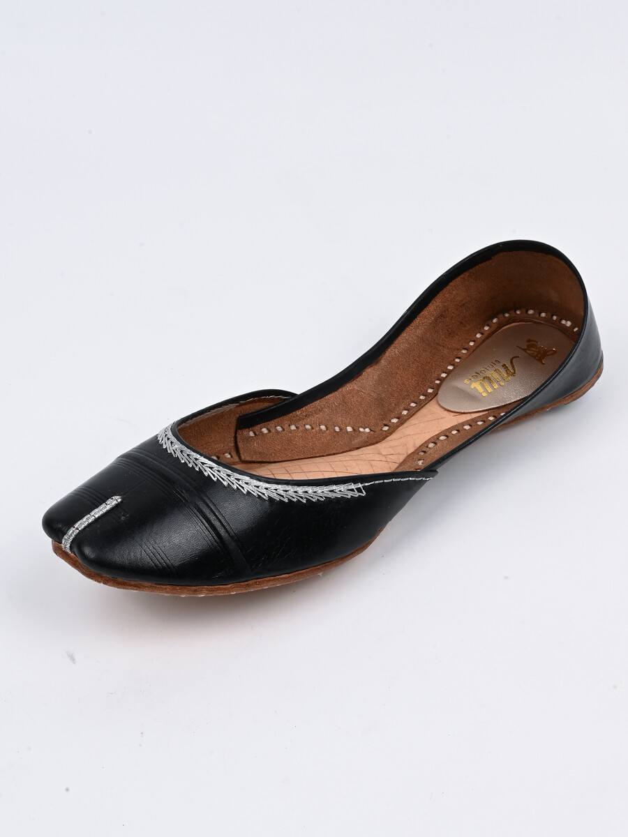 Women Black Leather Hand Made Khussa
