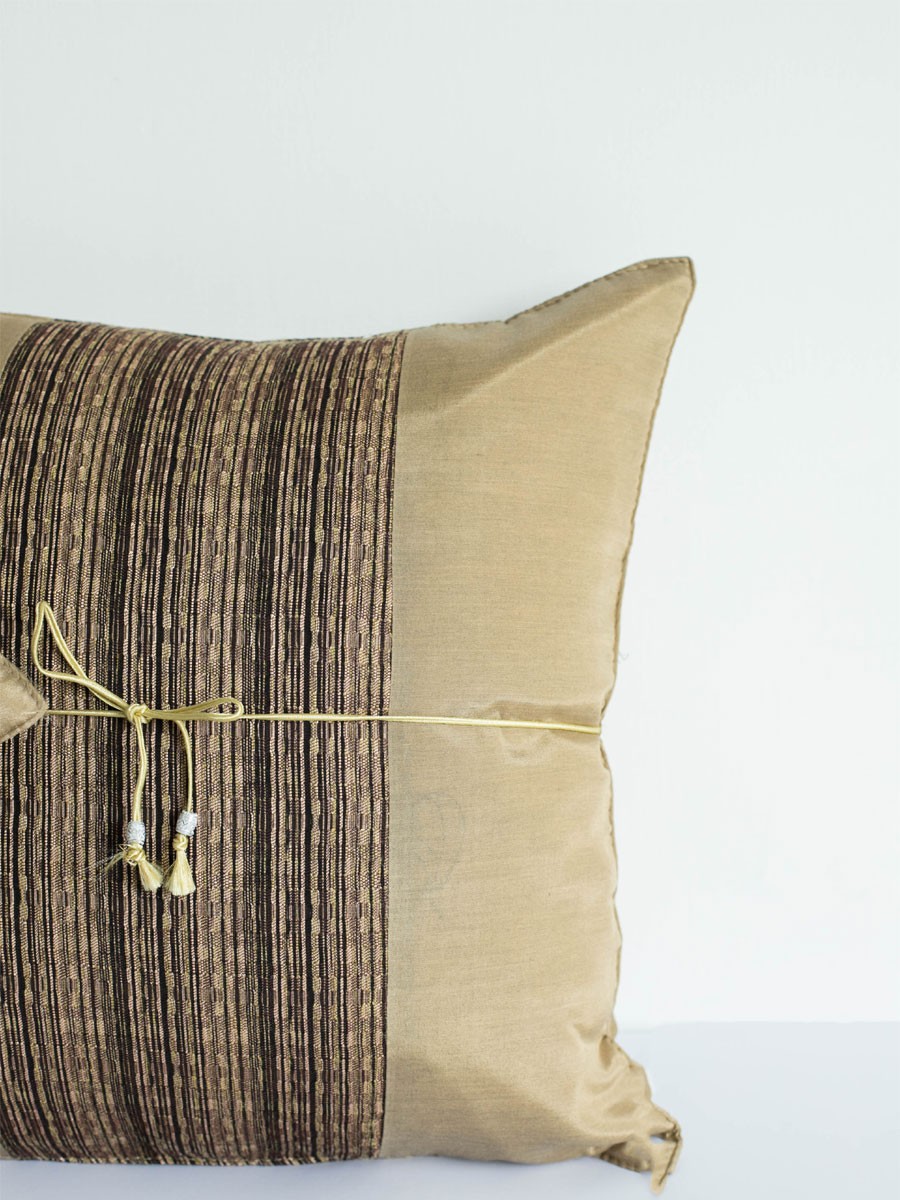 Buy SEJ Nosha B Cushion Cover SEJ081818NSAB Lalaland.pk