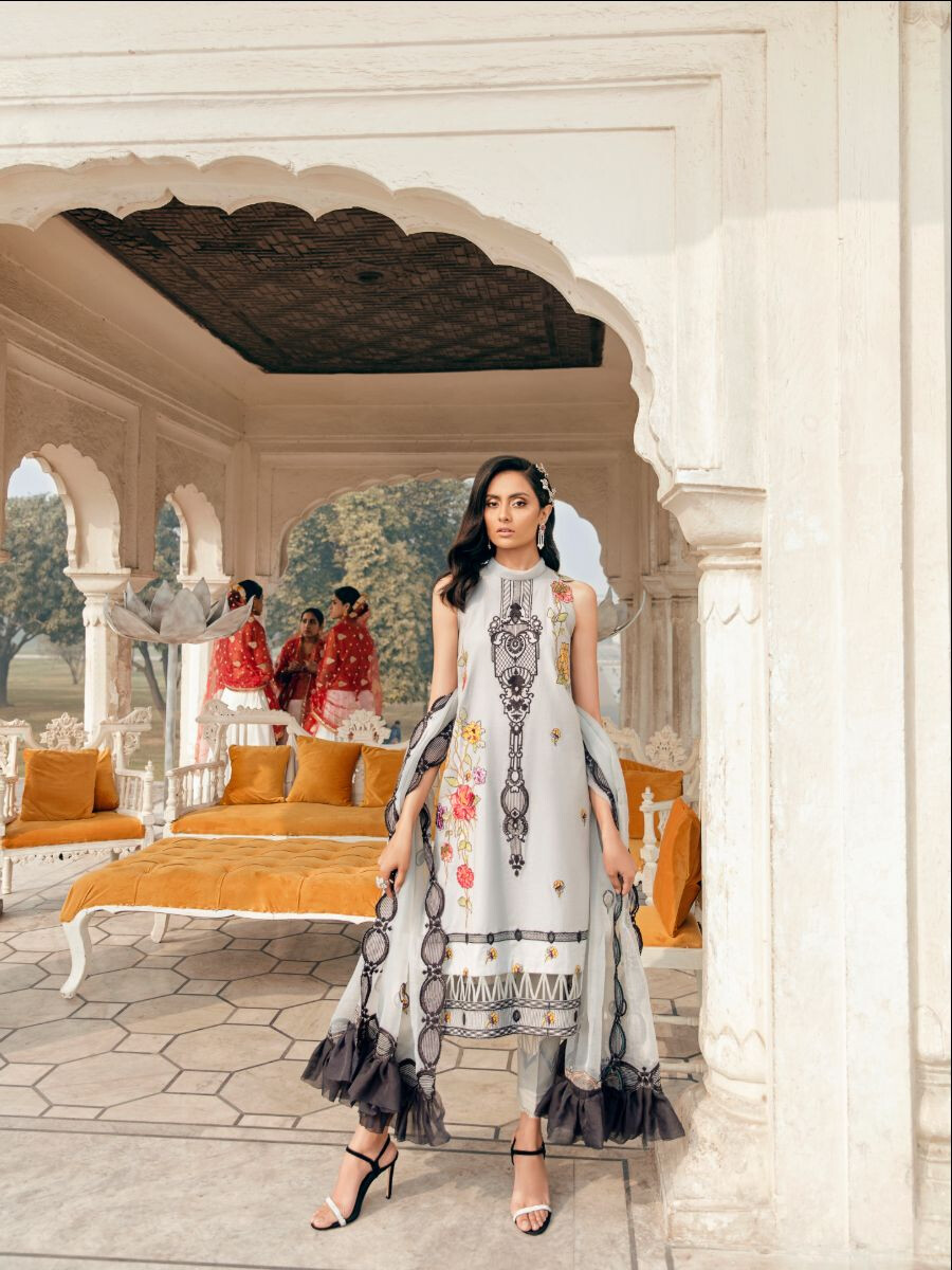 Grey Printed Fully Embroidered 3 Piece Luxury Lawn Suite