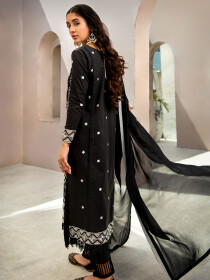 Women Black Aqeeq Embroidered 3 Piece Lawn Suit